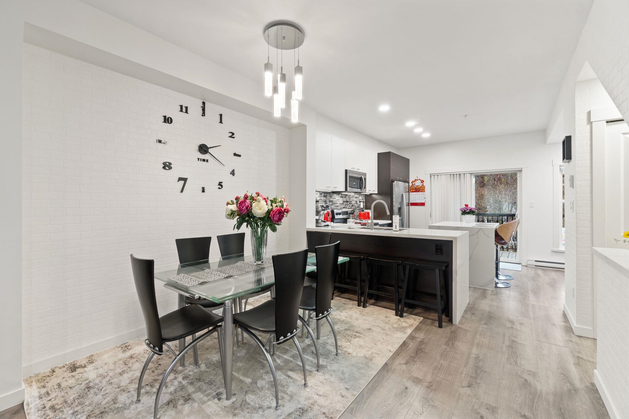 3010 Riverbend Drive 72