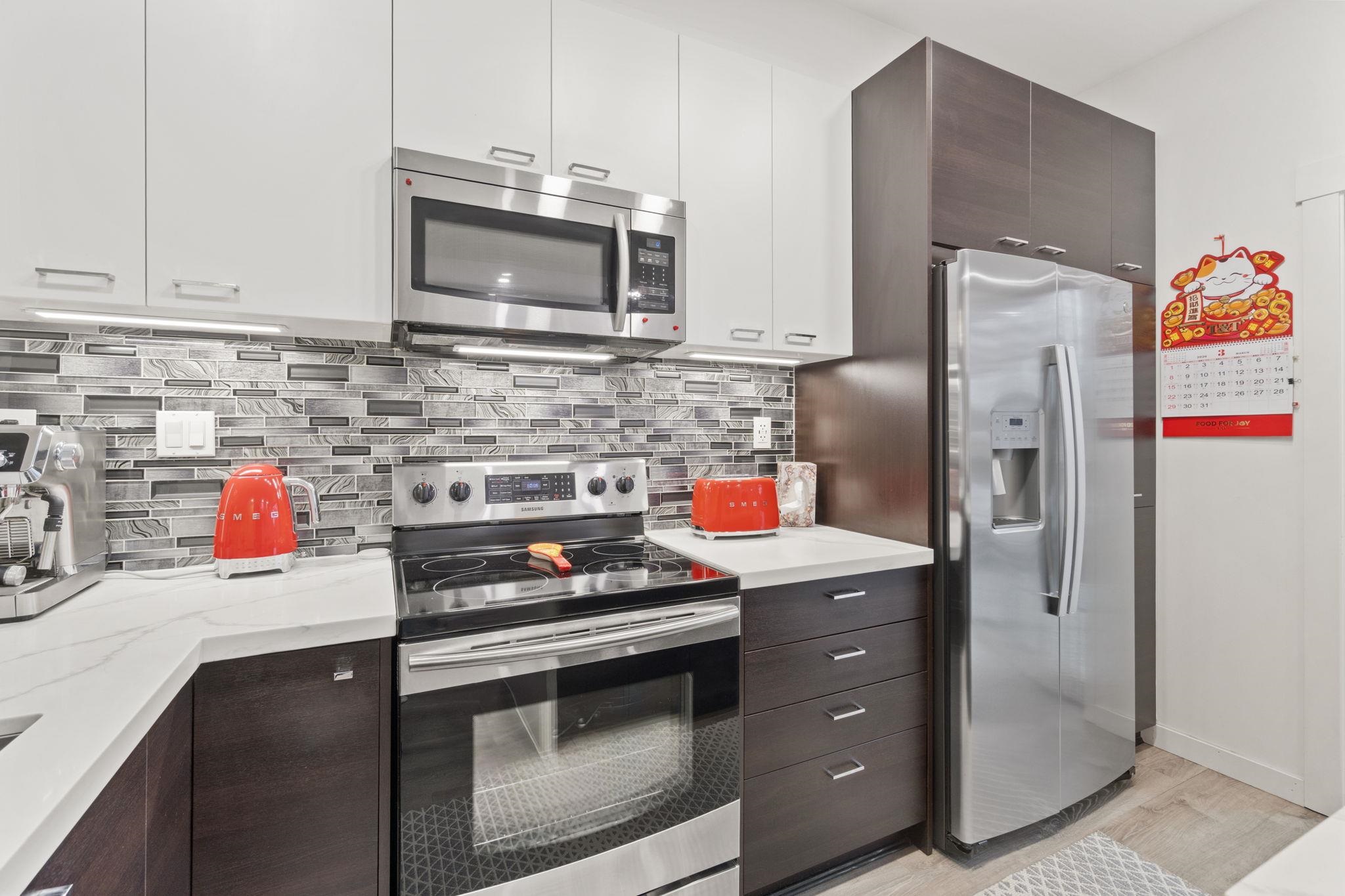 3010 Riverbend Drive 72