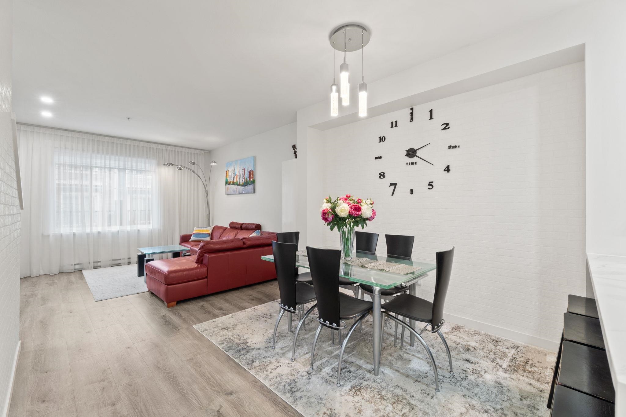 3010 Riverbend Drive 72