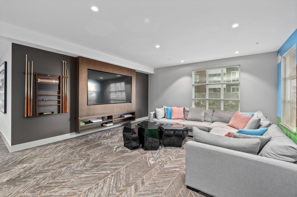 listing image 1106776227440731161