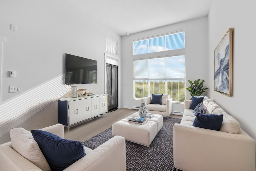 listing image 1106971369221344322
