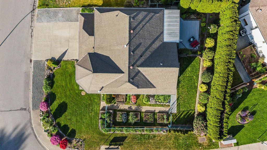 Photo of 34858 Millar Crescent, Abbotsford, BC V2S 7K5 (MLS # R3126483)