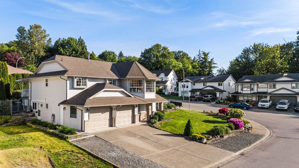 Photo of 34858 Millar Crescent, Abbotsford, BC V2S 7K5 (MLS # R3126483)
