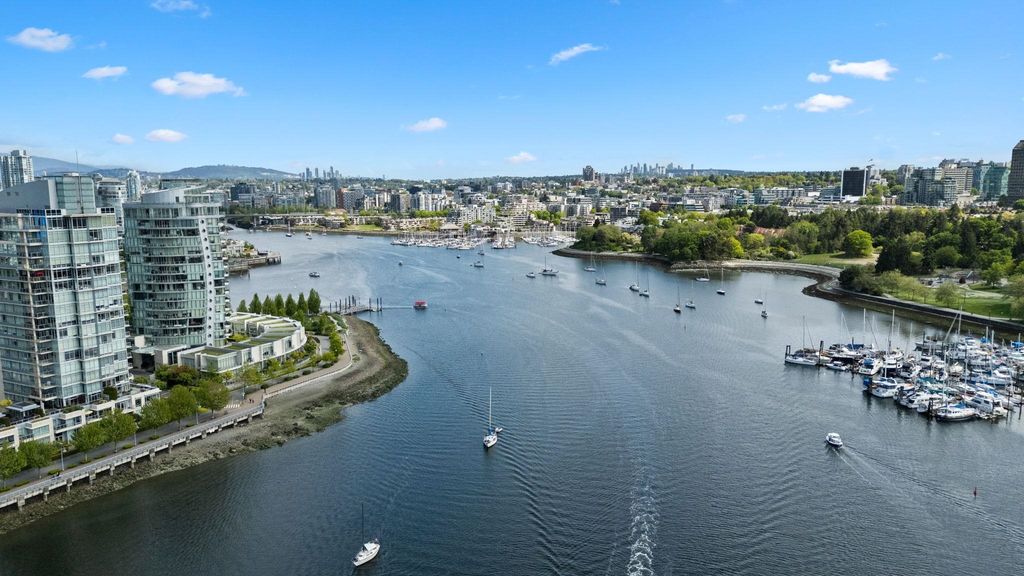 listing image 1101201300666378325