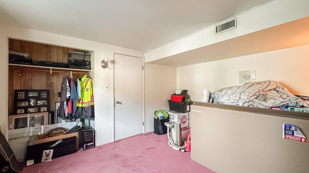 listing image 1104638088639046882