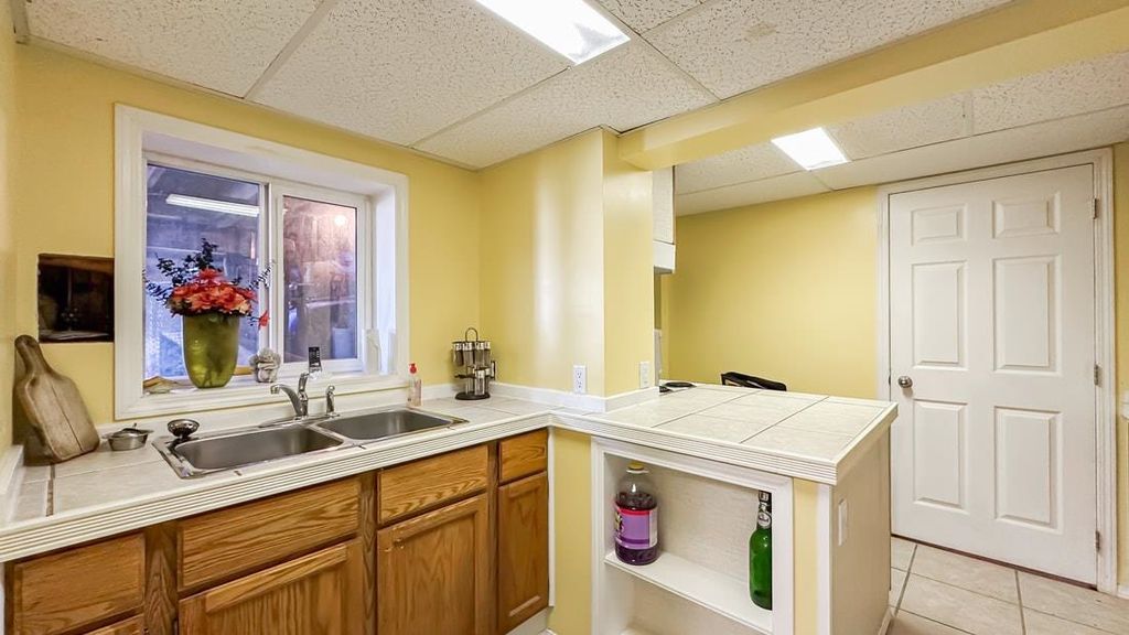 listing image 1101327549367597477