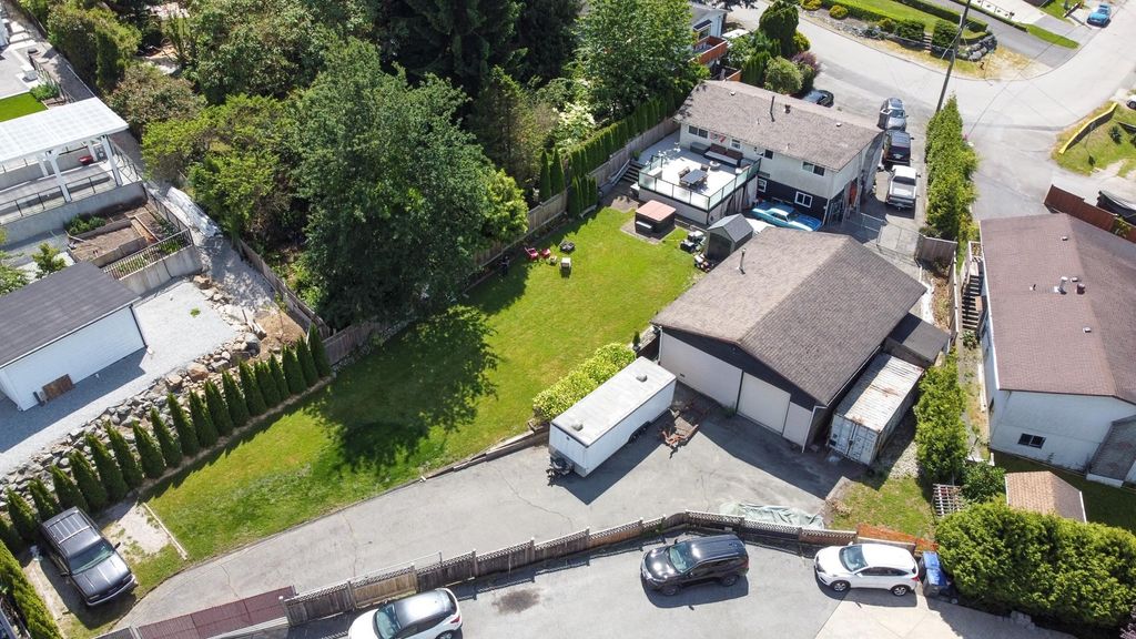 listing image 1100118893846224792