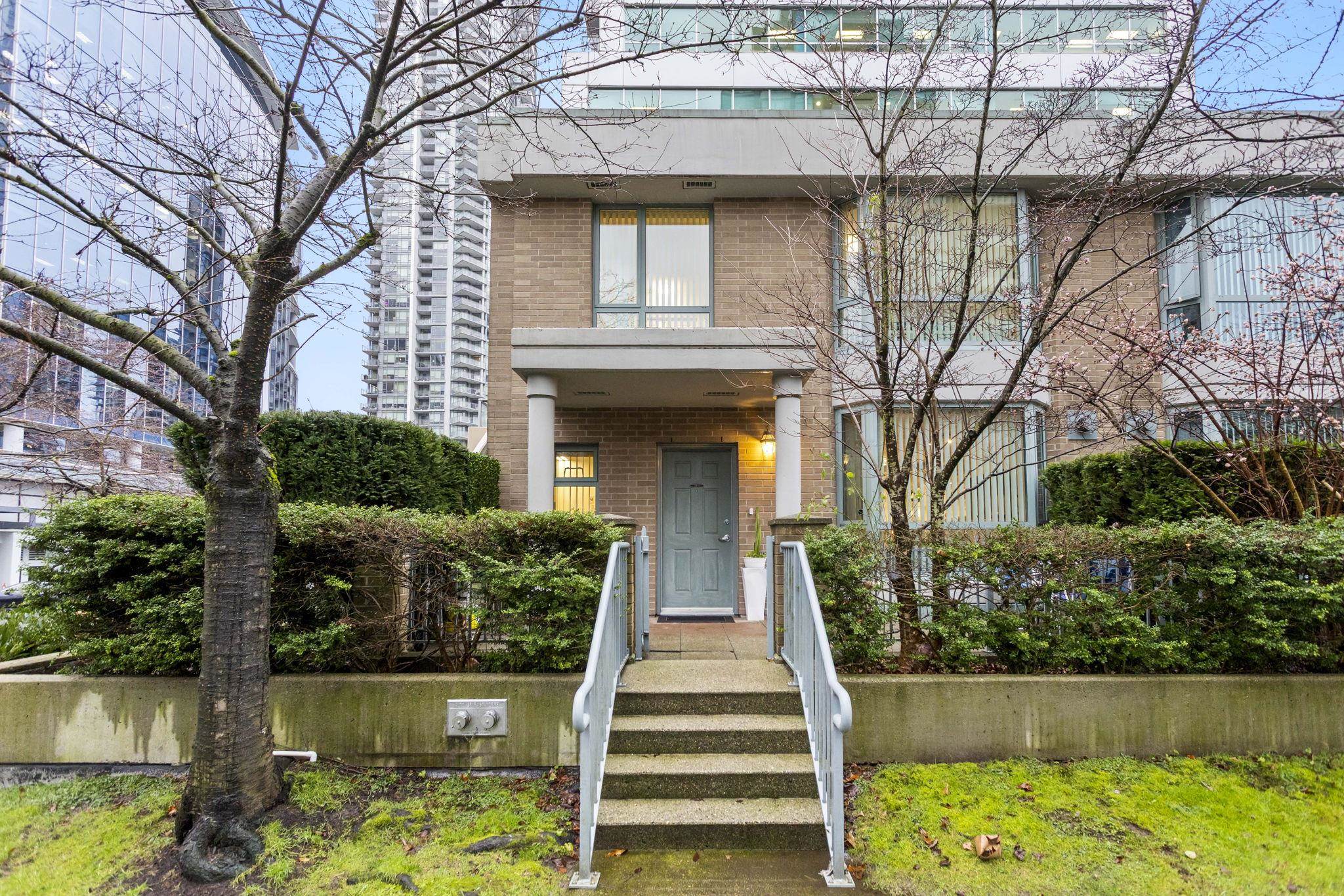 1889 Rosser Avenue TH1