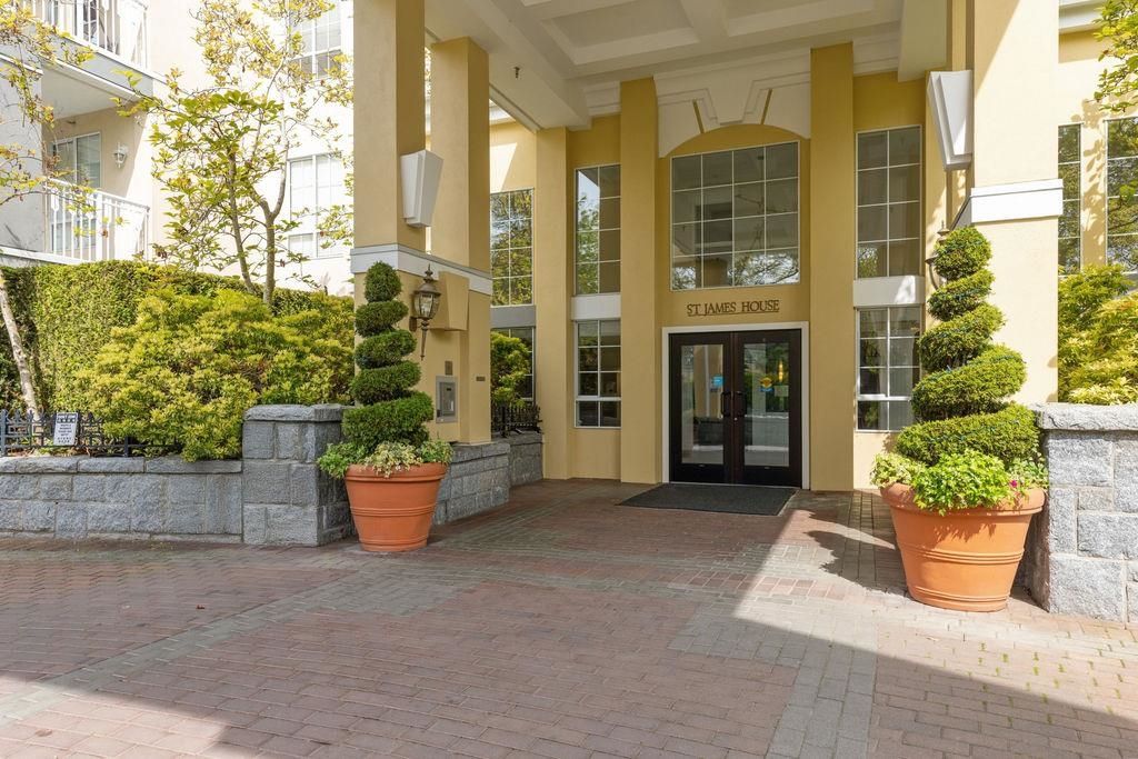 listing image 1109101627487514649