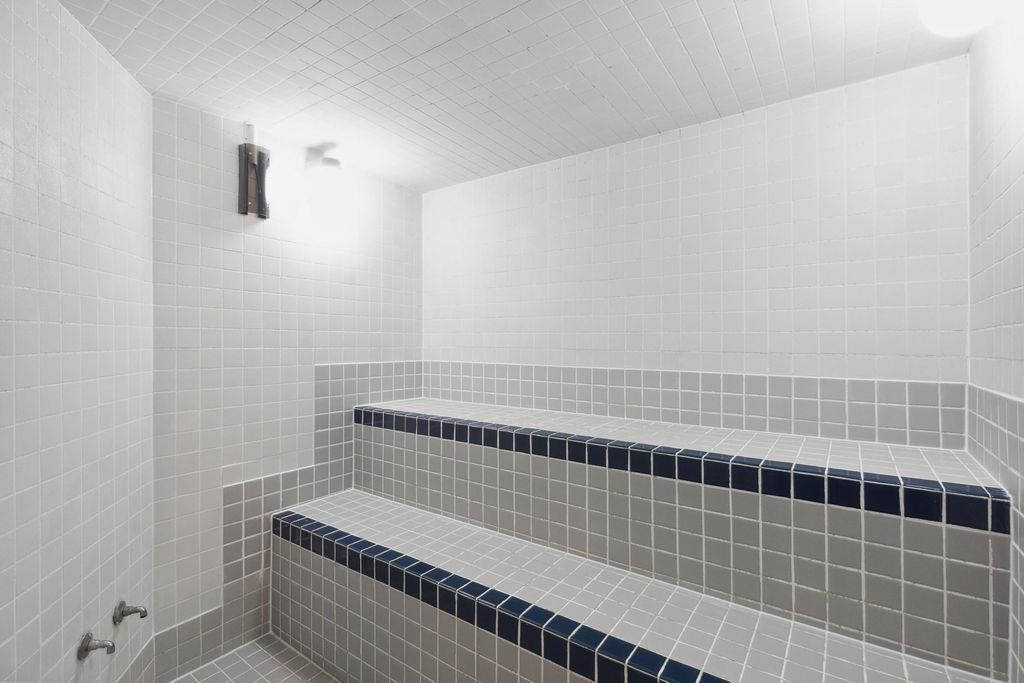 listing image 1107624447286938445