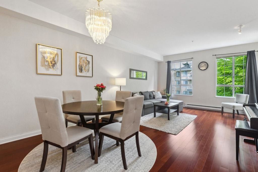listing image 1100158259868510952