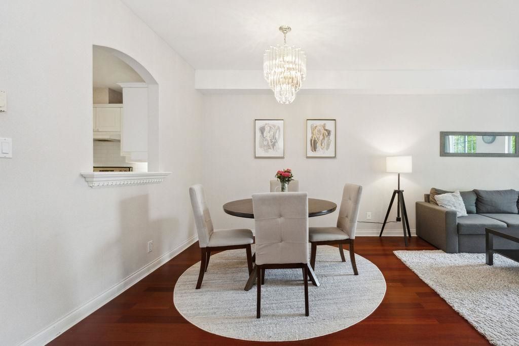 listing image 1106697669741440606