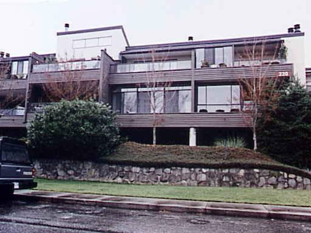 listing image 1100740220370250819