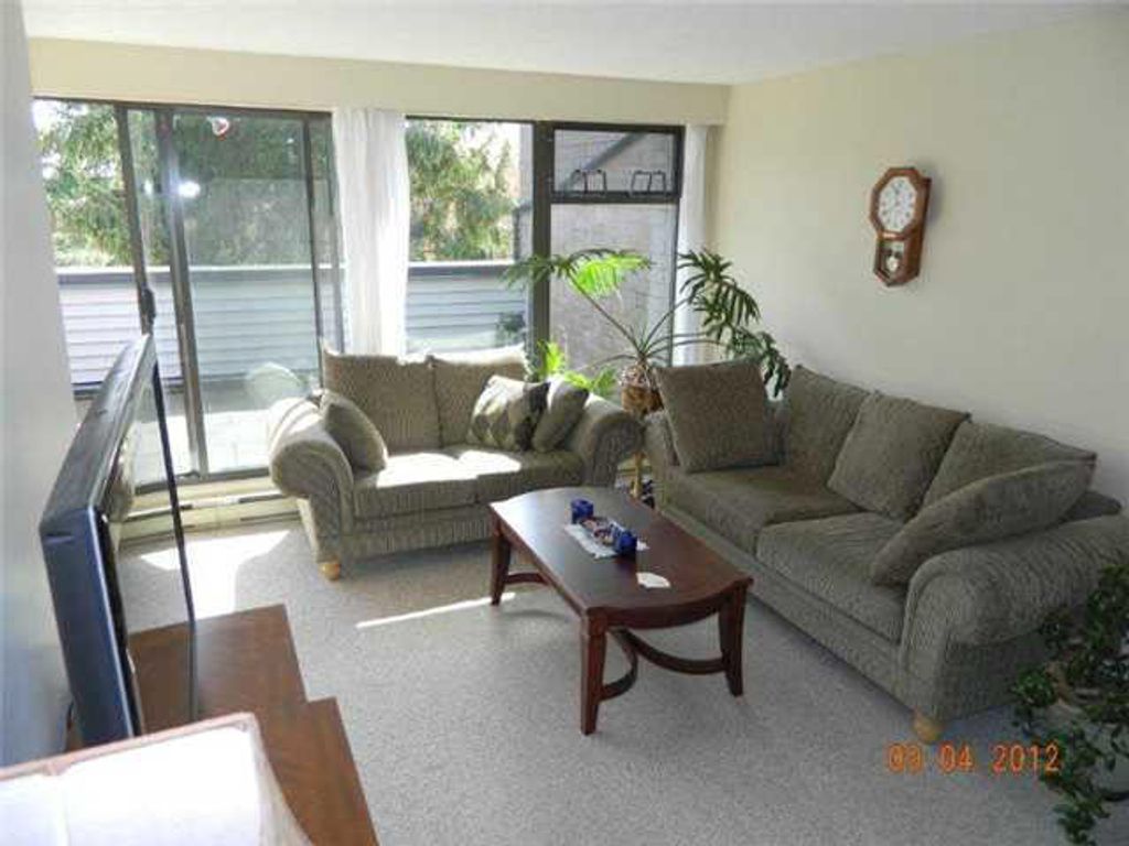 listing image 1104256266440879519