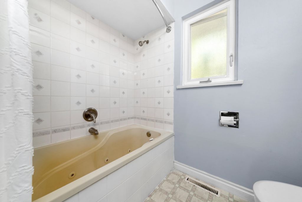 listing image 1105830561035680169