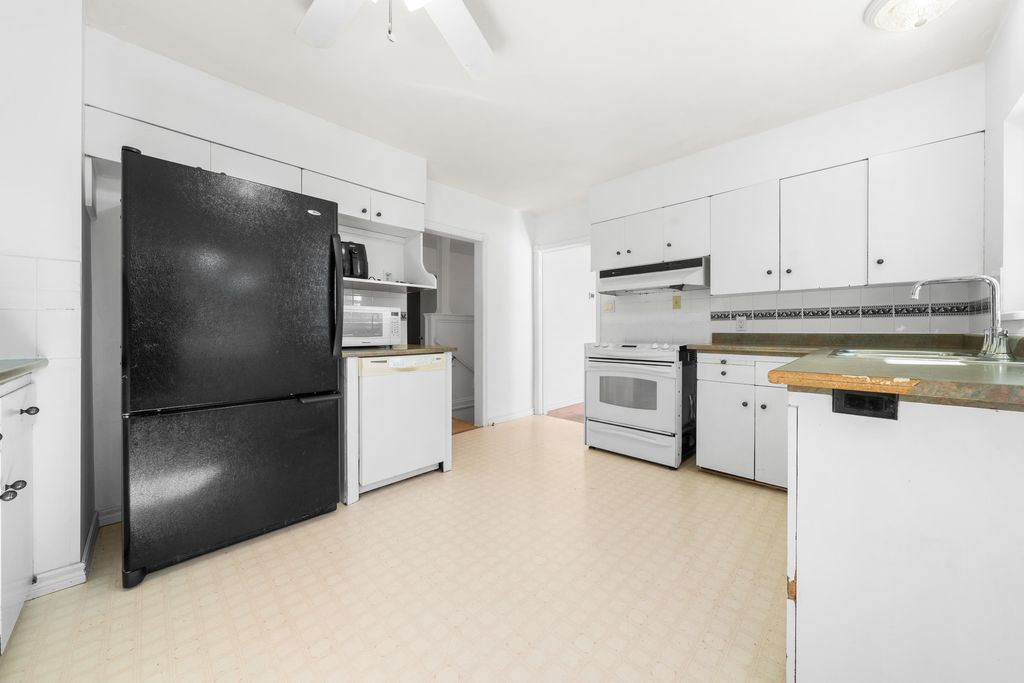 listing image 1100317693852153221