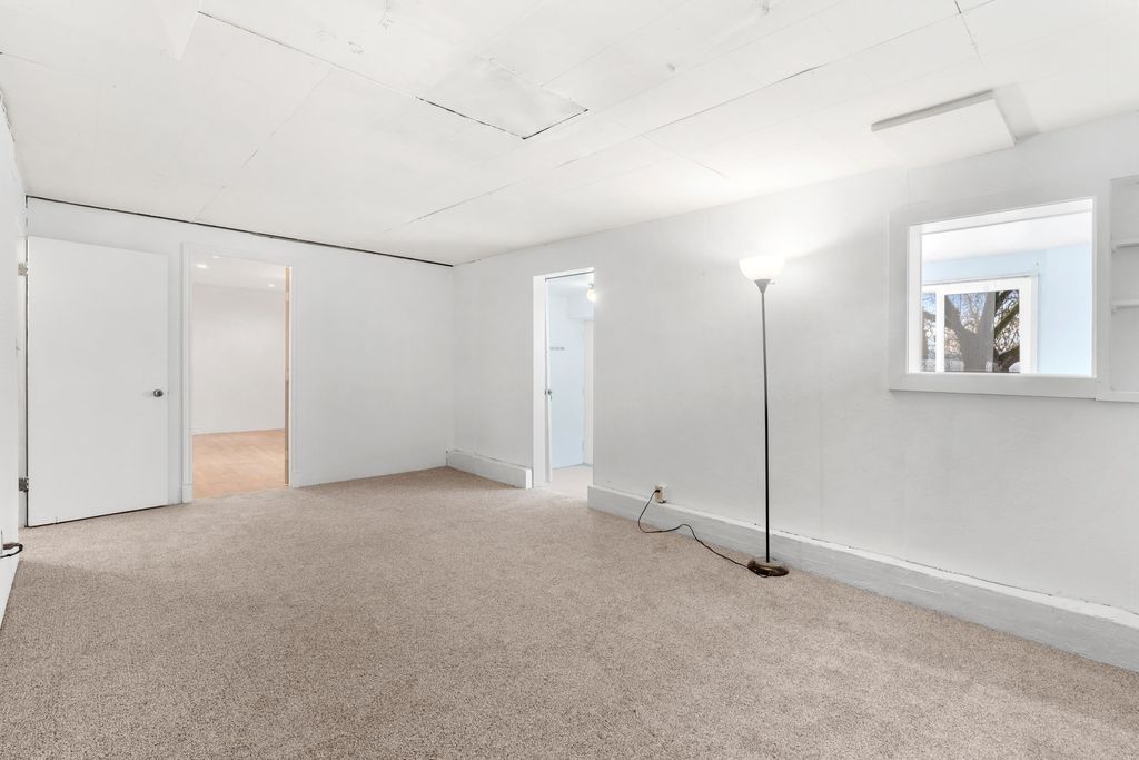 listing image 1109349049690337275
