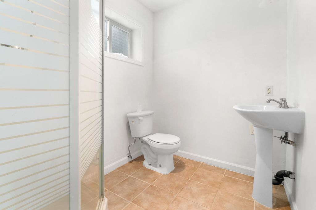 listing image 1106720252482938537
