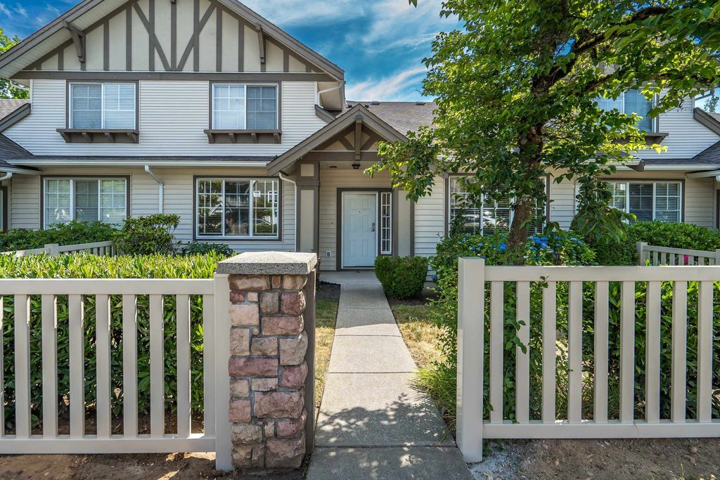 Photo of 15868 85 Avenue #49, Surrey, BC V4N 0Y9 (MLS # R3138465)