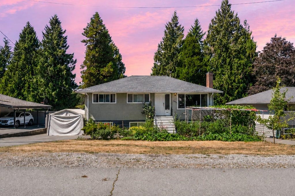 Photo of 14940 Kew Drive, Surrey, BC V3R 4Y2 (MLS # R3157711)