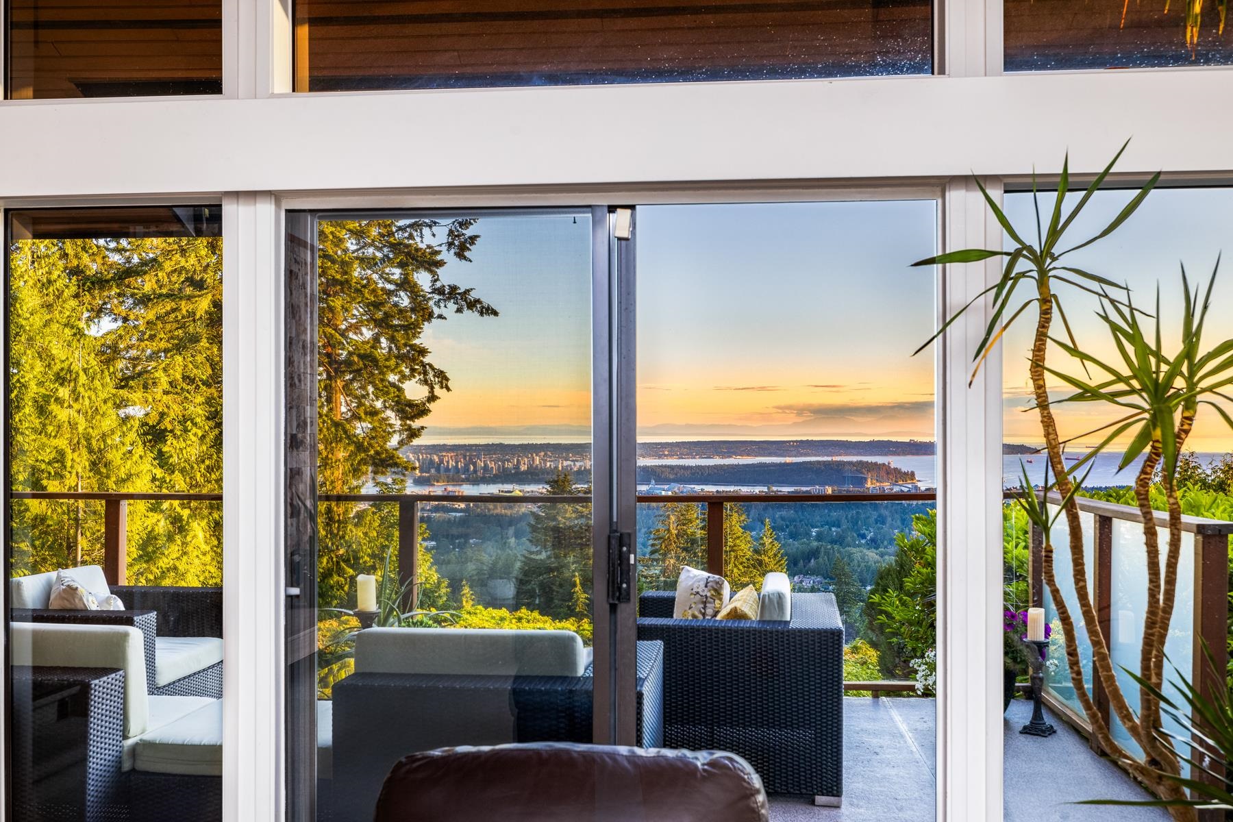 187 Rondoval Crescent