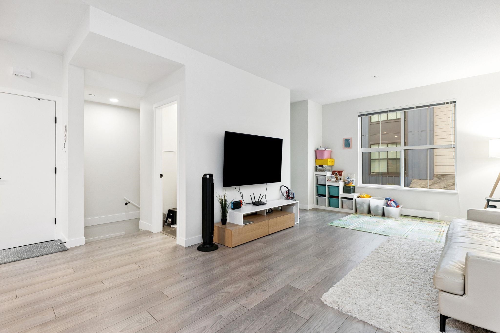 488 Furness Street 122