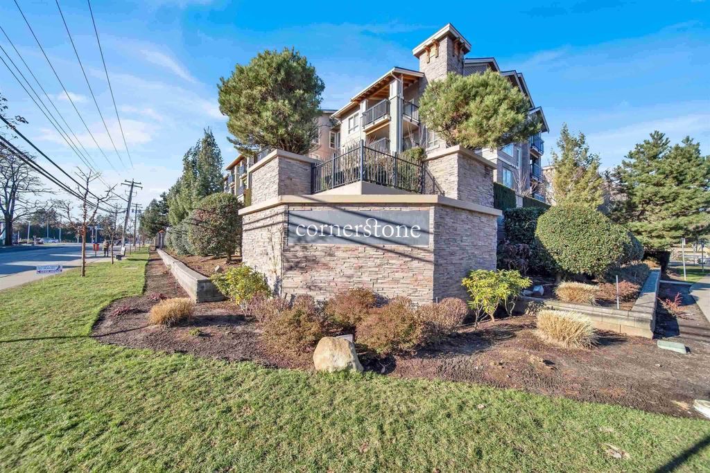 Photo of 21009 56 Avenue #324, Langley, BC V3A 0C9 (MLS # R3115283)