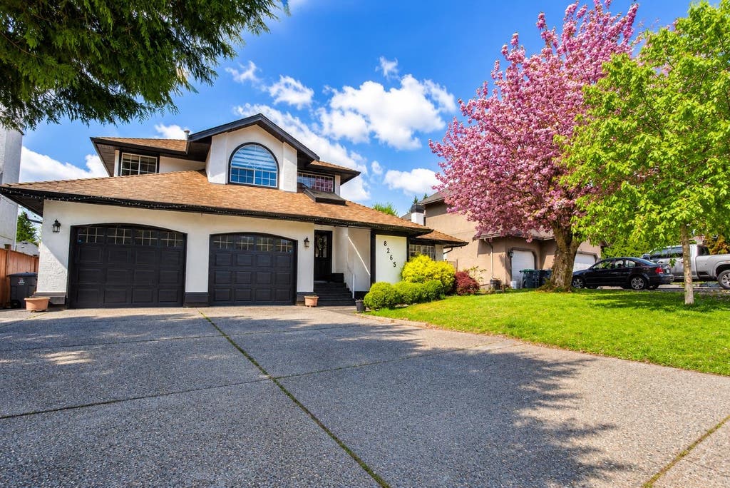 Photo of 8265 148b Street, Surrey, BC V3S 7R9 (MLS # R3131581)