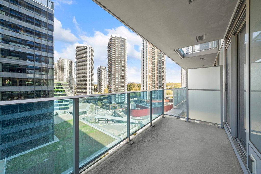 listing image 1103488115532787361