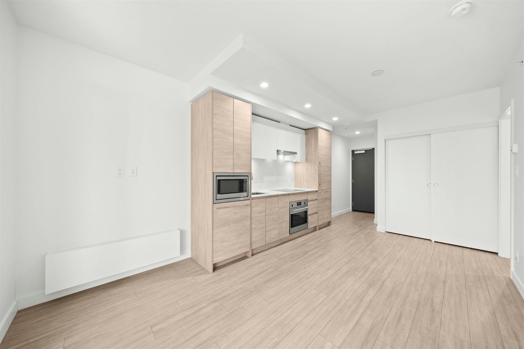 listing image 1103235851987891698