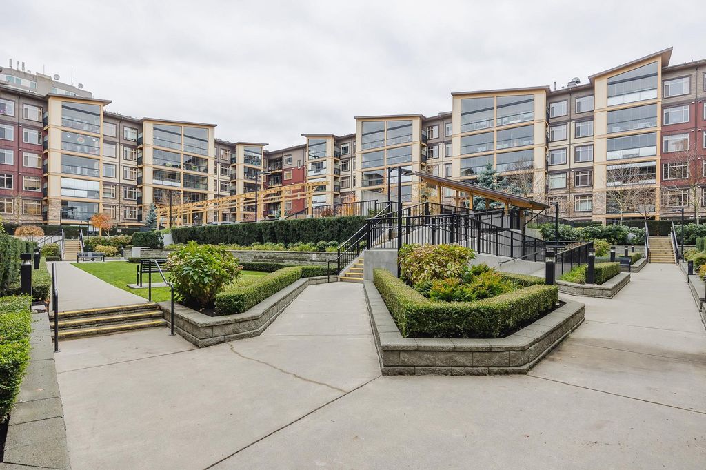 Photo of 32445 Simon Avenue #509, Abbotsford, BC V2T 0G7 (MLS # R3110747)