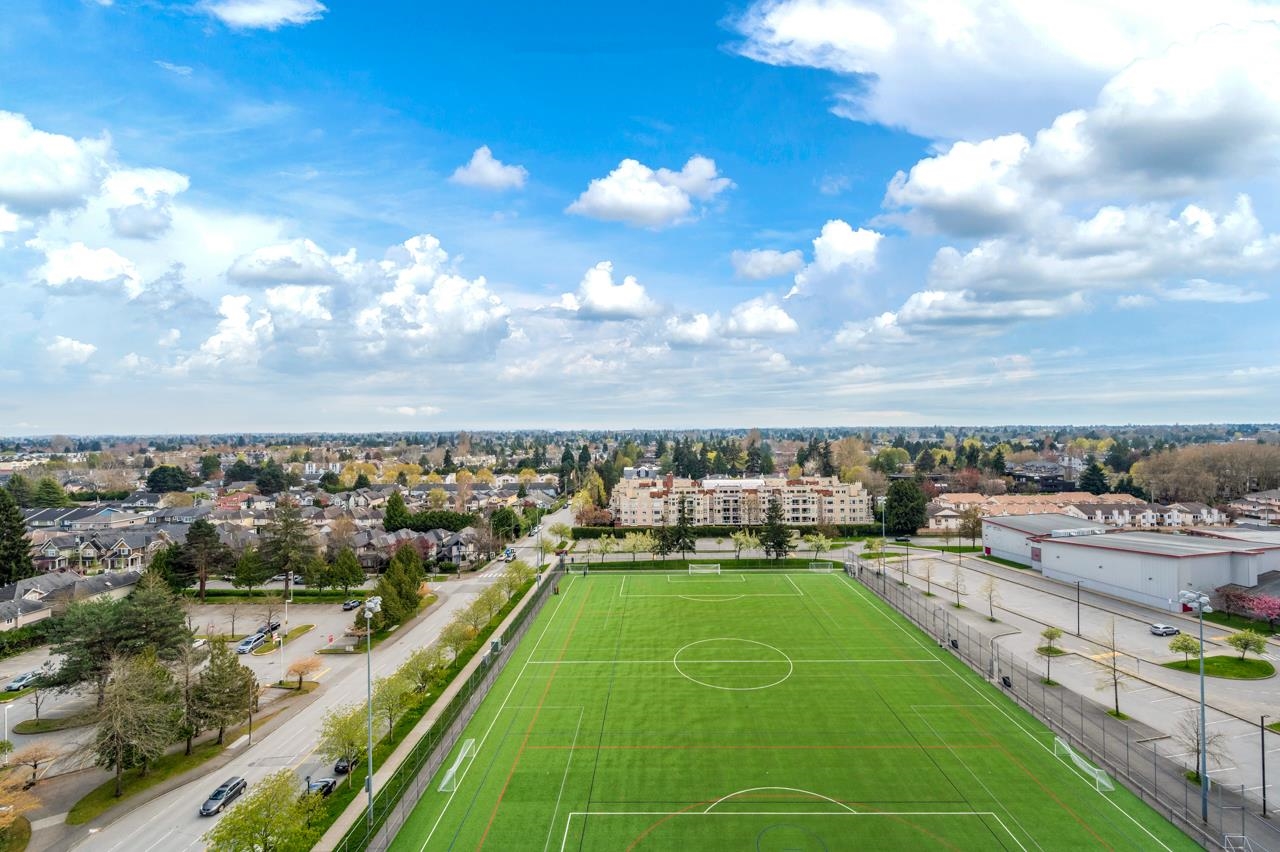 7760 Granville Avenue 1402