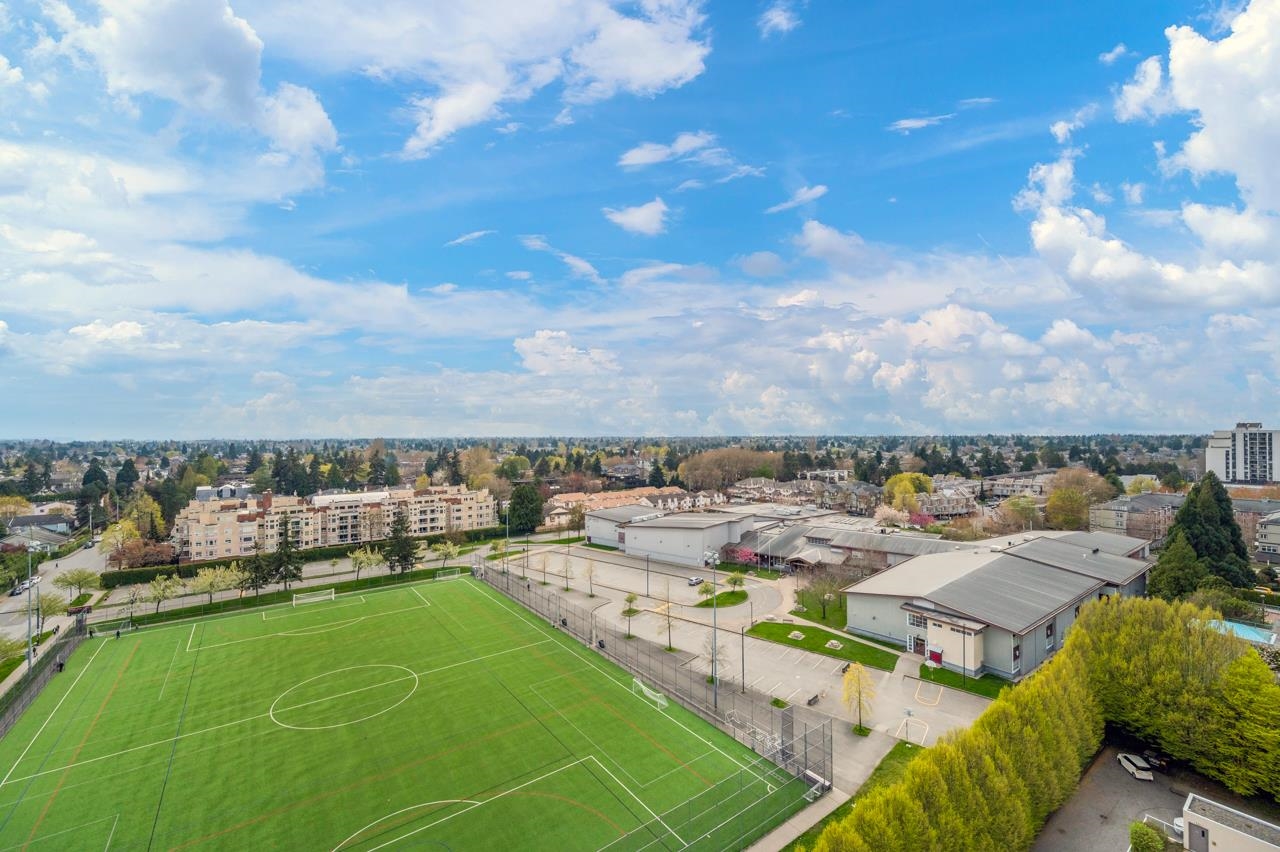 7760 Granville Avenue 1402