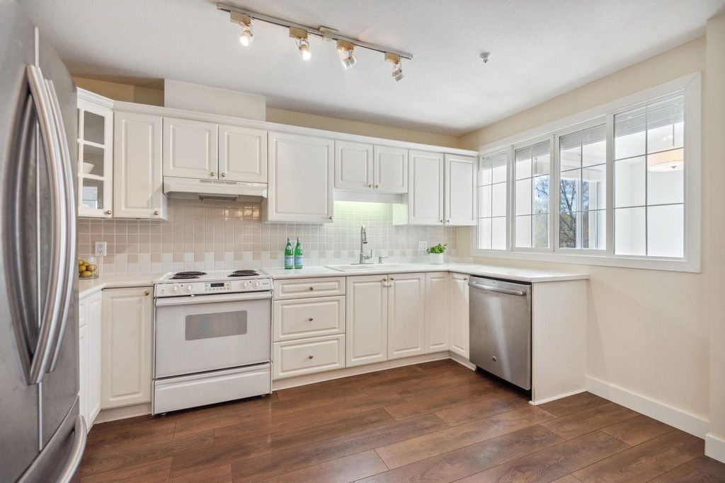 listing image 1103443145227544216