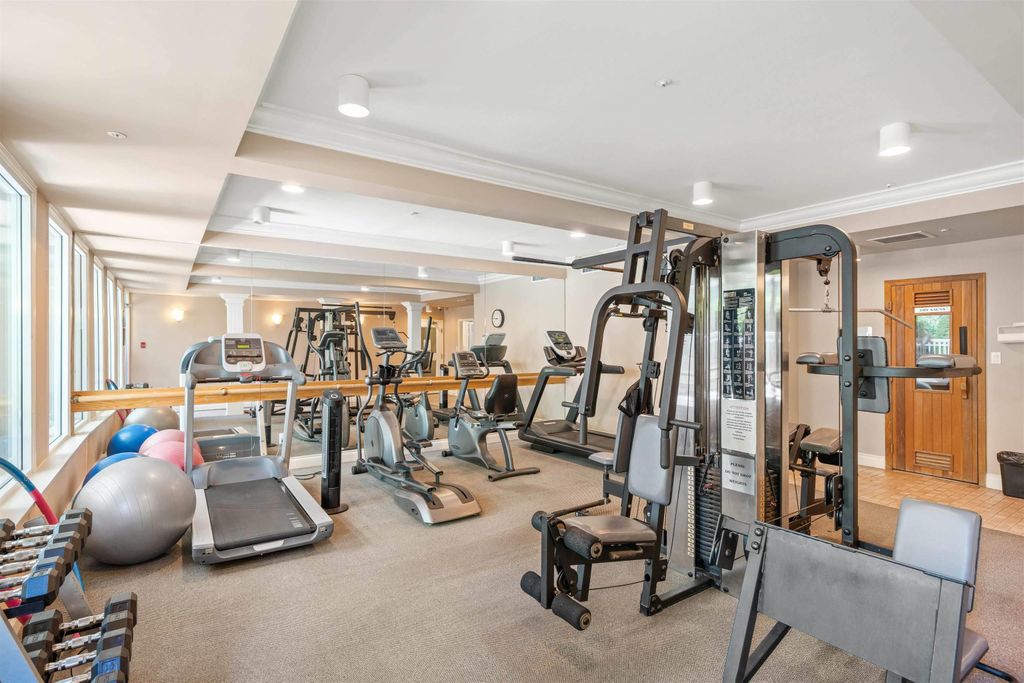 listing image 1105420885395459944