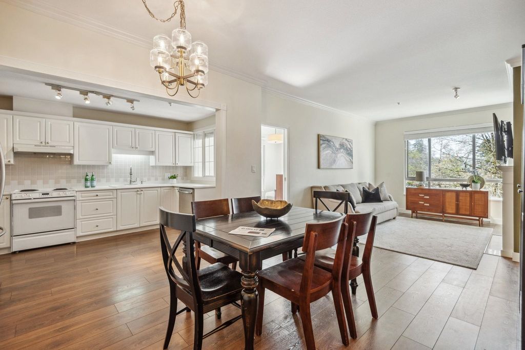 listing image 1108341123432609586