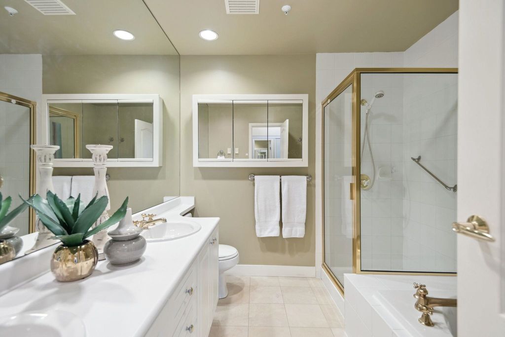 listing image 1100438750872206441