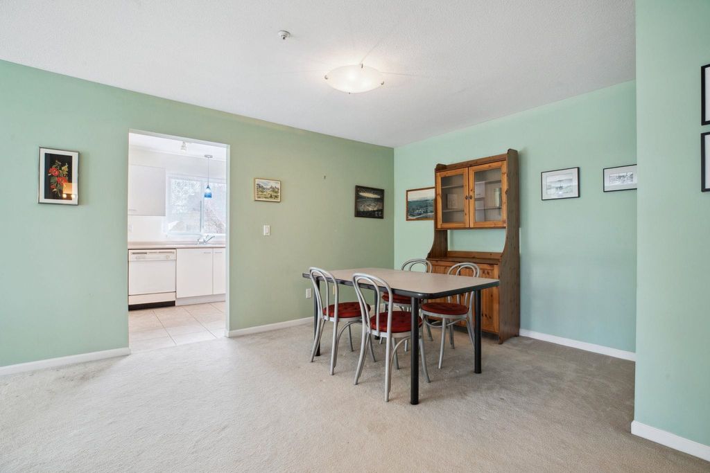 listing image 1104136754939963036