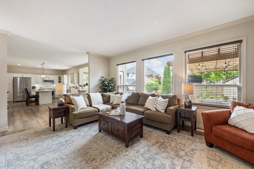 listing image 1100074397393334527