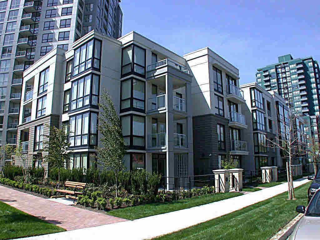 listing image 1100673383023763745