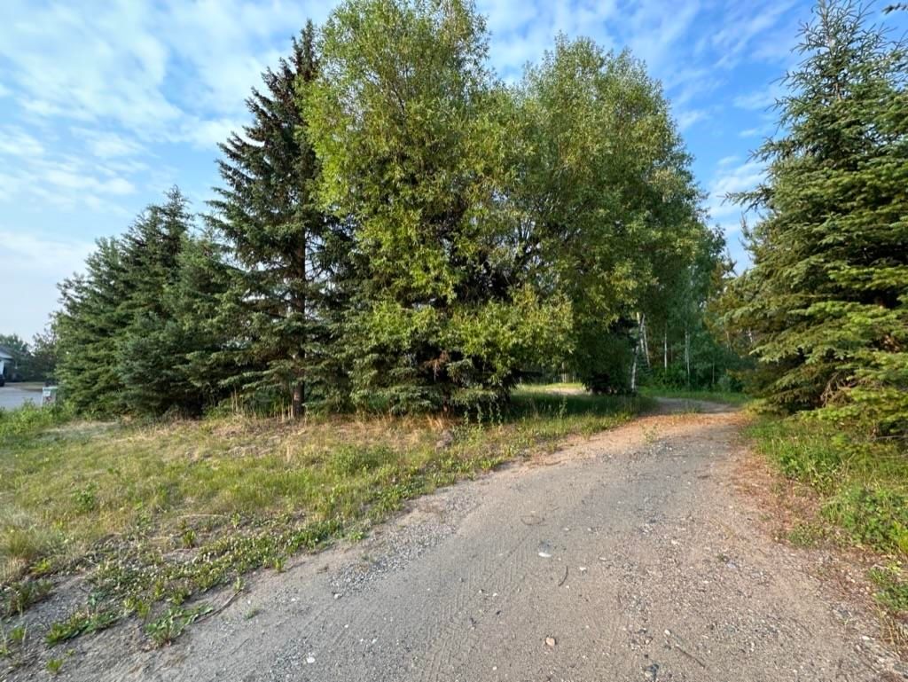 listing image 1104904072313432723