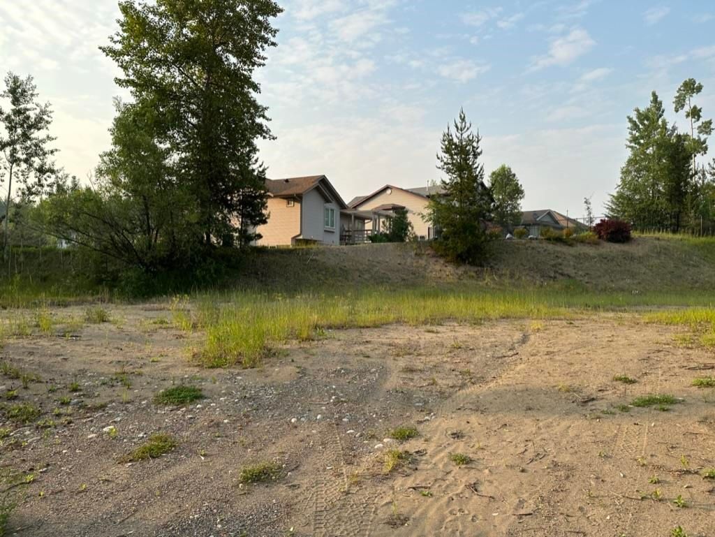 listing image 1102135287354951746