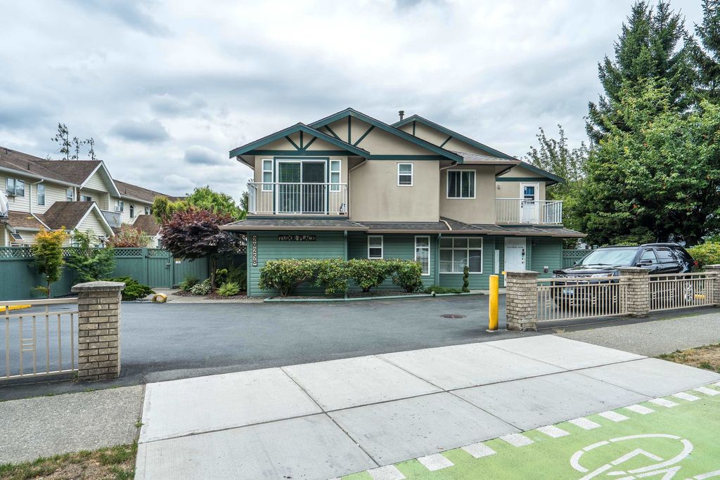 Photo of 20258 Michaud Crescent #2, Langley, BC V3A 4B2 (MLS # R3142110)