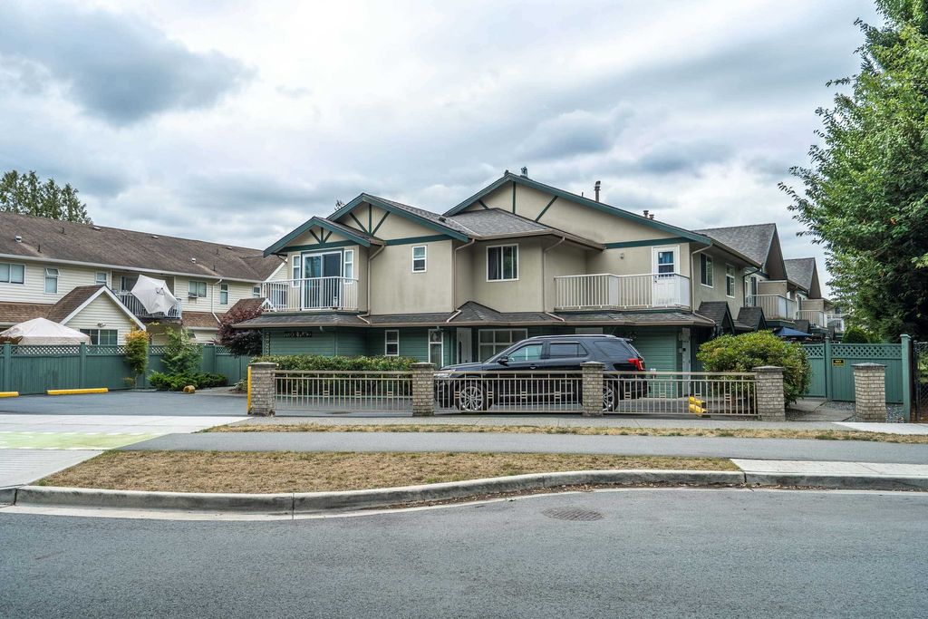 Photo of 20258 Michaud Crescent #2, Langley, BC V3A 4B2 (MLS # R3142110)