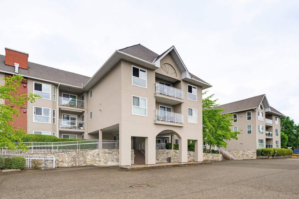 Photo of 19835 64 Avenue #314, Langley, BC V2Y 1L8 (MLS # R3140679)