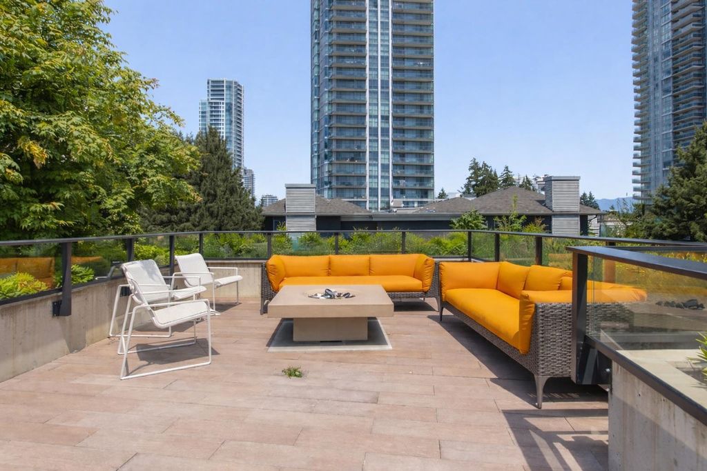 listing image 1101108820015627903