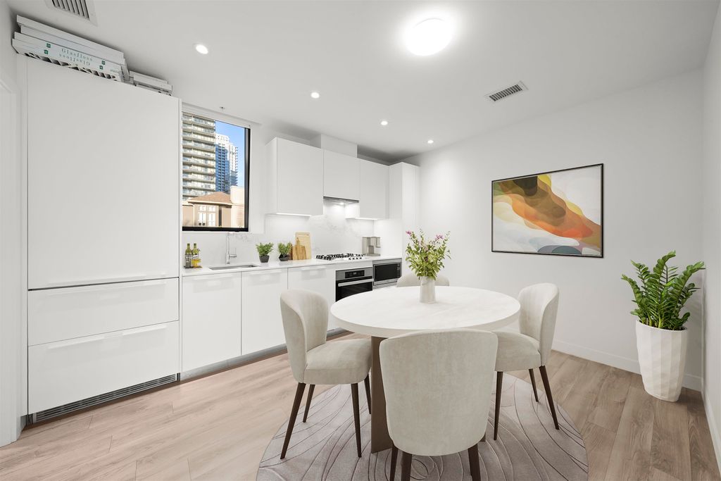 listing image 1101558814162327910