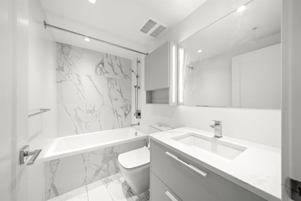 listing image 1100060151954523734