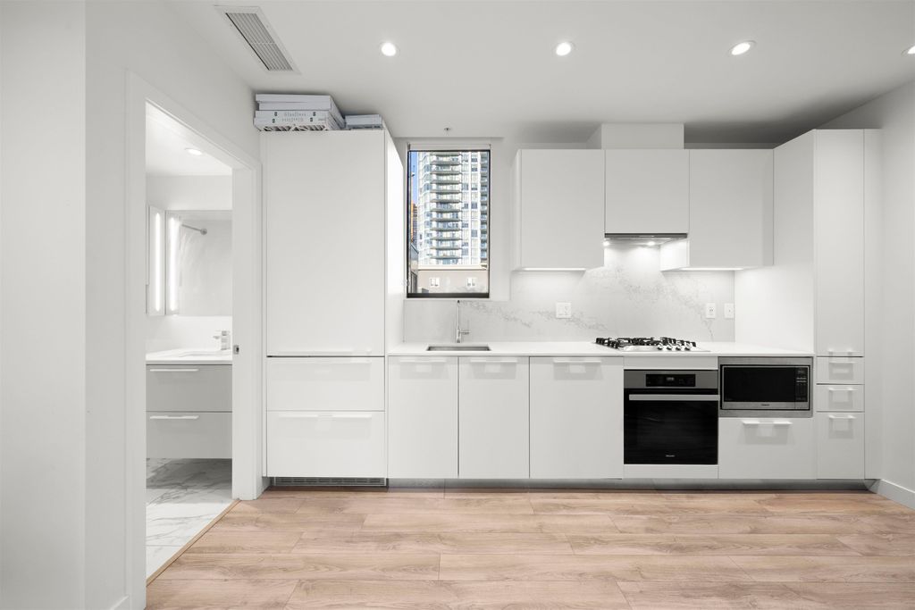 listing image 1100176312265638667