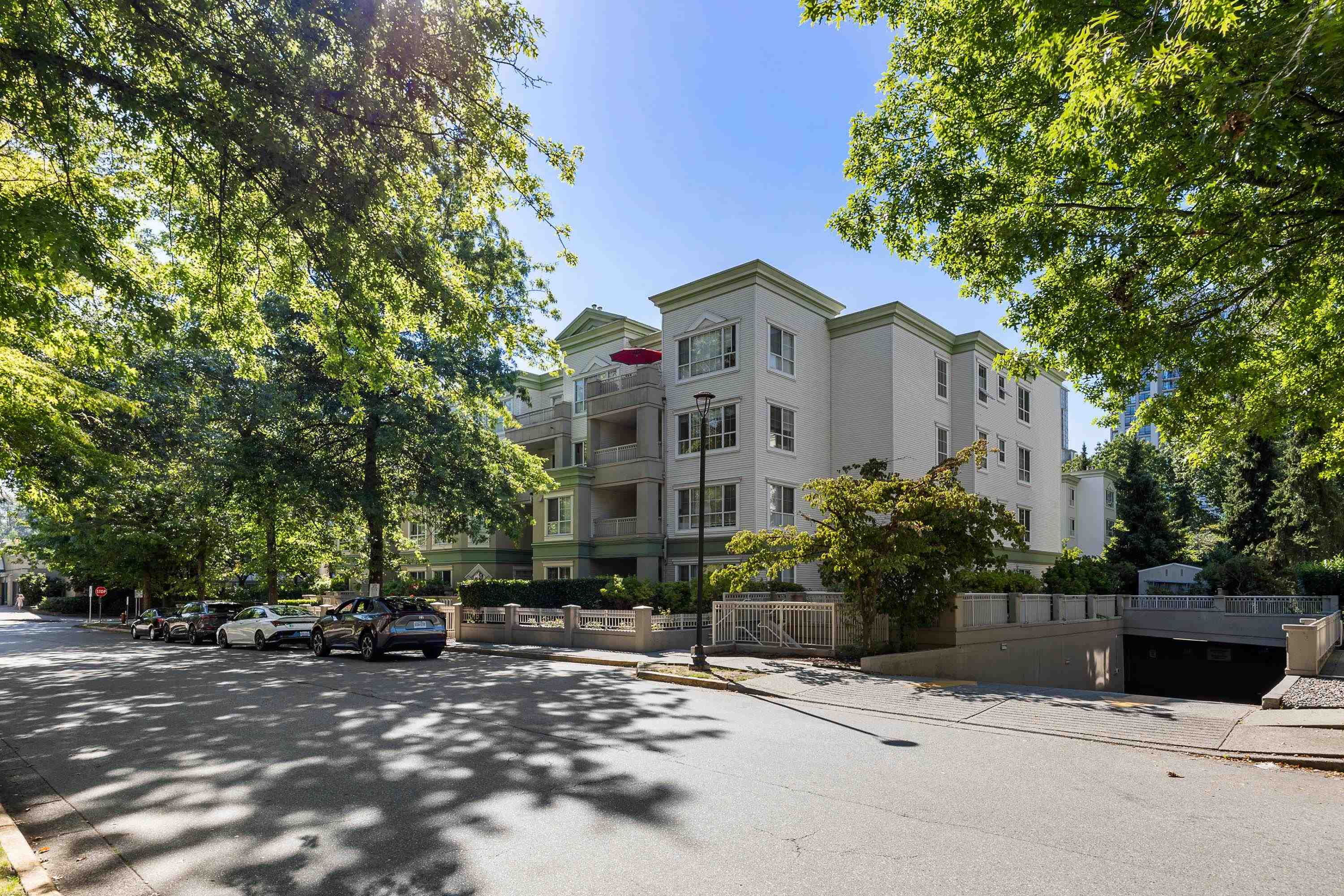 2990 Princess Crescent 206